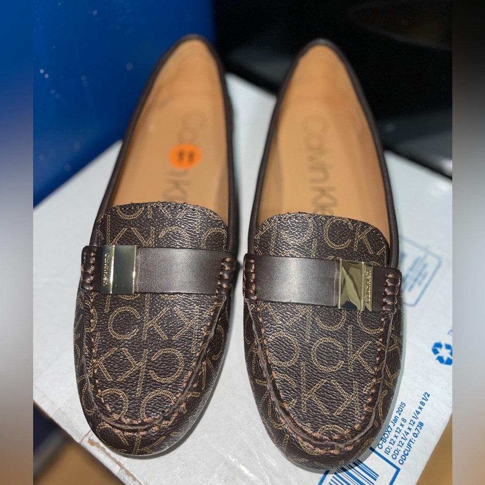 Calvin Klein slip on size 11M